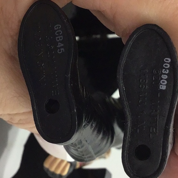 MATTEL WWE ACTION FIGURE THE UNDERTAKER. - Picture 9 of 9